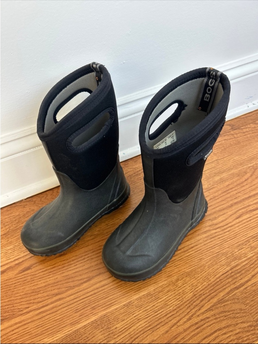 Bogs boots size 12 little kid